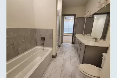 2700 Old Denton Road #1017, Carrollton, TX 75007 - Photo 15