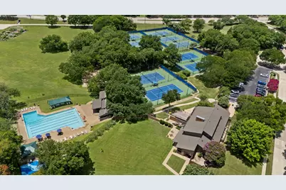 2622 Woods Lane, Garland, TX 75044 - Photo 39