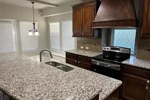 3917 Jeanette Ln, McKinney, TX 75071 - Photo 7