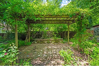 200 S Hawkins Street, Waxahachie, TX 75165 - Photo 33