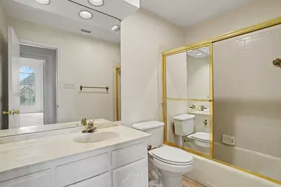 5 Creekmere Drive, Trophy Club, TX 76262 - Photo 9