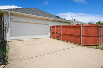 2152 Arbor Creek Drive, Carrollton, TX 75010 - Photo 23