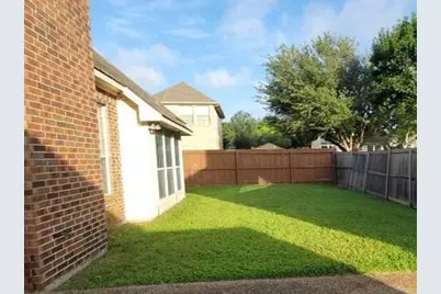 609 Green Apple Drive, Garland, TX 75044 - Photo 3