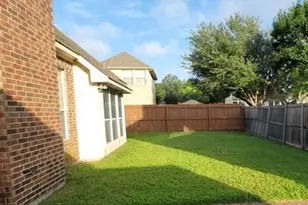 609 Green Apple Dr, Garland, TX 75044 - Photo 3