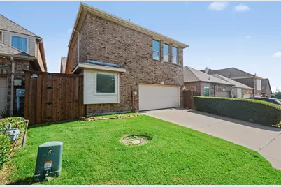 224 Carrington Lane, Lewisville, TX 75067 - Photo 35