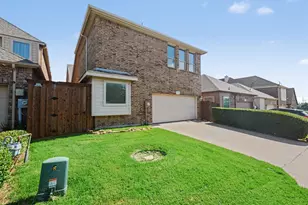 224 Carrington Ln, Lewisville, TX 75067 - Photo 35