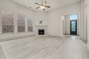 224 Carrington Ln, Lewisville, TX 75067 - Photo 7