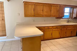 6128 Cliffside Dr, Edgecliff Village, TX 76134 - Photo 9