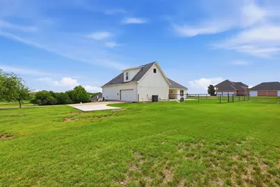 400 Stone Mountain Court, Cresson, TX 76035 - Photo 33