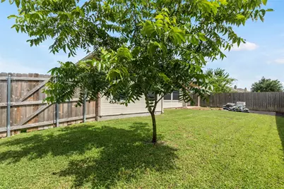 112 Bridlewood Street, Azle, TX 76020 - Photo 31
