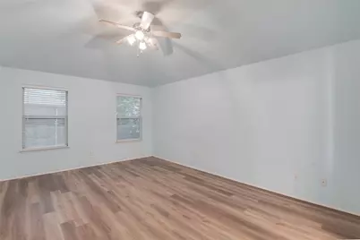 112 Bridlewood Street, Azle, TX 76020 - Photo 13