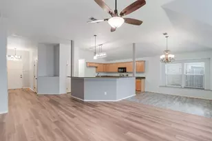 112 Bridlewood St, Azle, TX 76020 - Photo 7