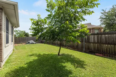 112 Bridlewood Street, Azle, TX 76020 - Photo 33