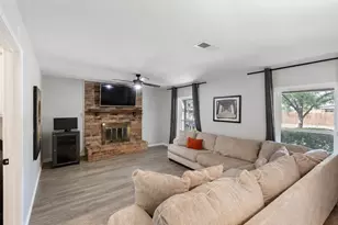 2910 Geneva Dr, Garland, TX 75040 - Photo 13