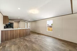 2307 Cedarwood Trail, Granbury, TX 76048 - Photo 7
