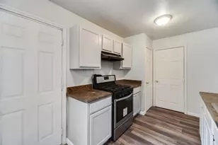 2526 Exeter Ave, Dallas, TX 75216 - Photo 9