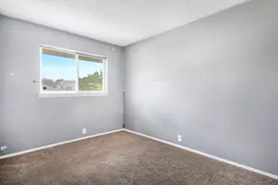 11926 Leisure Dr, Dallas, TX 75243 - Photo 13