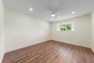 2212 Mountainview Dr, Hurst, TX 76054 - Photo 13