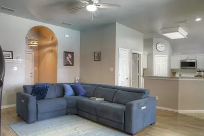 652 Chestnut Lane, Saginaw, TX 76179 - Photo 11