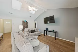 4325 Keeter Dr, North Richland Hills, TX 76180 - Photo 3