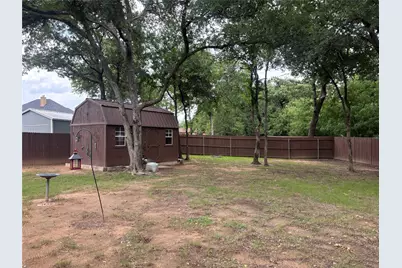 310 Donna Circle, Granbury, TX 76049 - Photo 33
