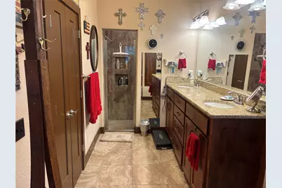 310 Donna Circle, Granbury, TX 76049 - Photo 17