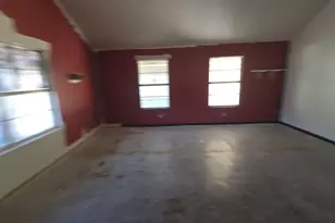 609 Bryan St, Weatherford, TX 76086 - Photo 5