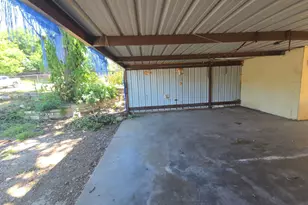 609 Bryan St, Weatherford, TX 76086 - Photo 13