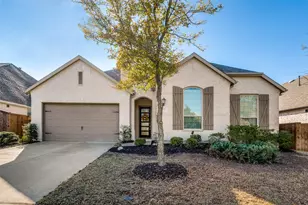 3921 Redbud Dr, Aubrey, TX 76227 - Photo 5