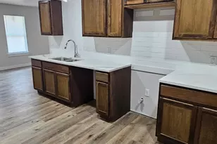 2901 Silkwood St, Dallas, TX 75215 - Photo 7