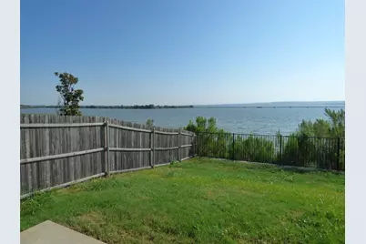 1846 Bayfront Drive, Dallas, TX 75051 - Photo 17