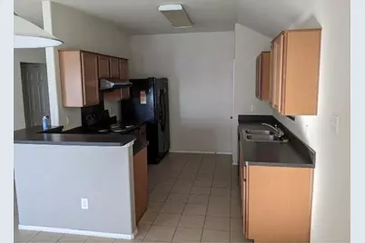 1846 Bayfront Drive, Dallas, TX 75051 - Photo 9