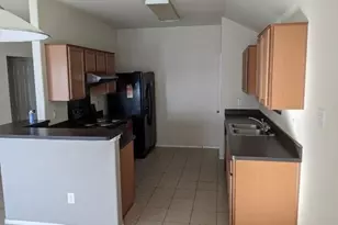 1846 Bayfront Dr, Dallas, TX 75051 - Photo 9