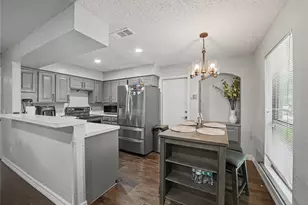 7325 S Meadow Dr E, Fort Worth, TX 76133 - Photo 13