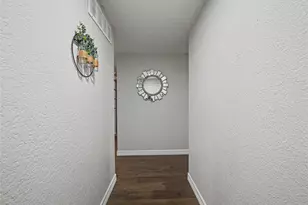 7325 S Meadow Dr E, Fort Worth, TX 76133 - Photo 7