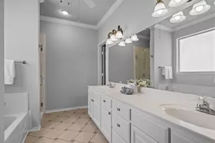 697 Meadowview Cir, Van Alstyne, TX 75495 - Photo 13