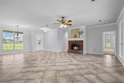 697 Meadowview Circle, Van Alstyne, TX 75495 - Photo 5