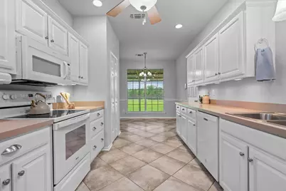 697 Meadowview Circle, Van Alstyne, TX 75495 - Photo 11
