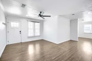 3230 Rockbluff Dr, Dallas, TX 75227 - Photo 7