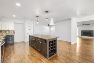3230 Rockbluff Dr, Dallas, TX 75227 - Photo 13