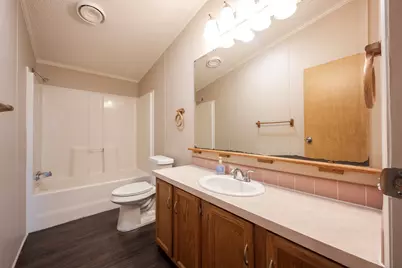 5728 N Sunchase Drive, Granbury, TX 76049 - Photo 21