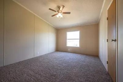 5728 N Sunchase Drive, Granbury, TX 76049 - Photo 19