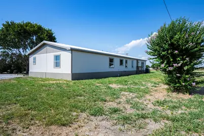 5728 N Sunchase Drive, Granbury, TX 76049 - Photo 29