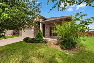 2400 Canyon Wren Ln, Fort Worth, TX 76244 - Photo 3