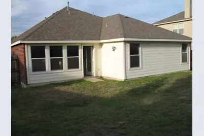 9321 Vernon Court, McKinney, TX 75071 - Photo 3
