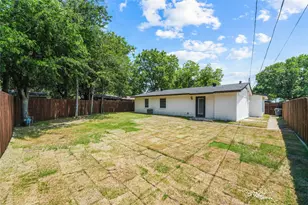 8616 Flicker Ln, Dallas, TX 75238 - Photo 21