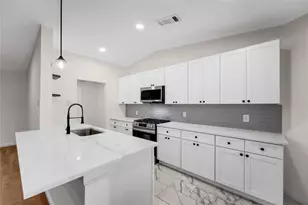 8616 Flicker Ln, Dallas, TX 75238 - Photo 7