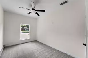 8616 Flicker Ln, Dallas, TX 75238 - Photo 19