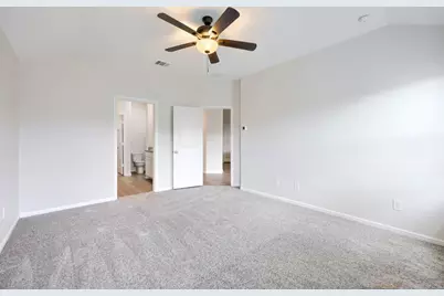 8053 Muddy Creek Drive, Fort Worth, TX 76131 - Photo 15