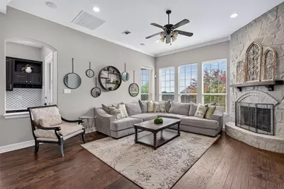 5912 Waterford Lane, McKinney, TX 75071 - Photo 3